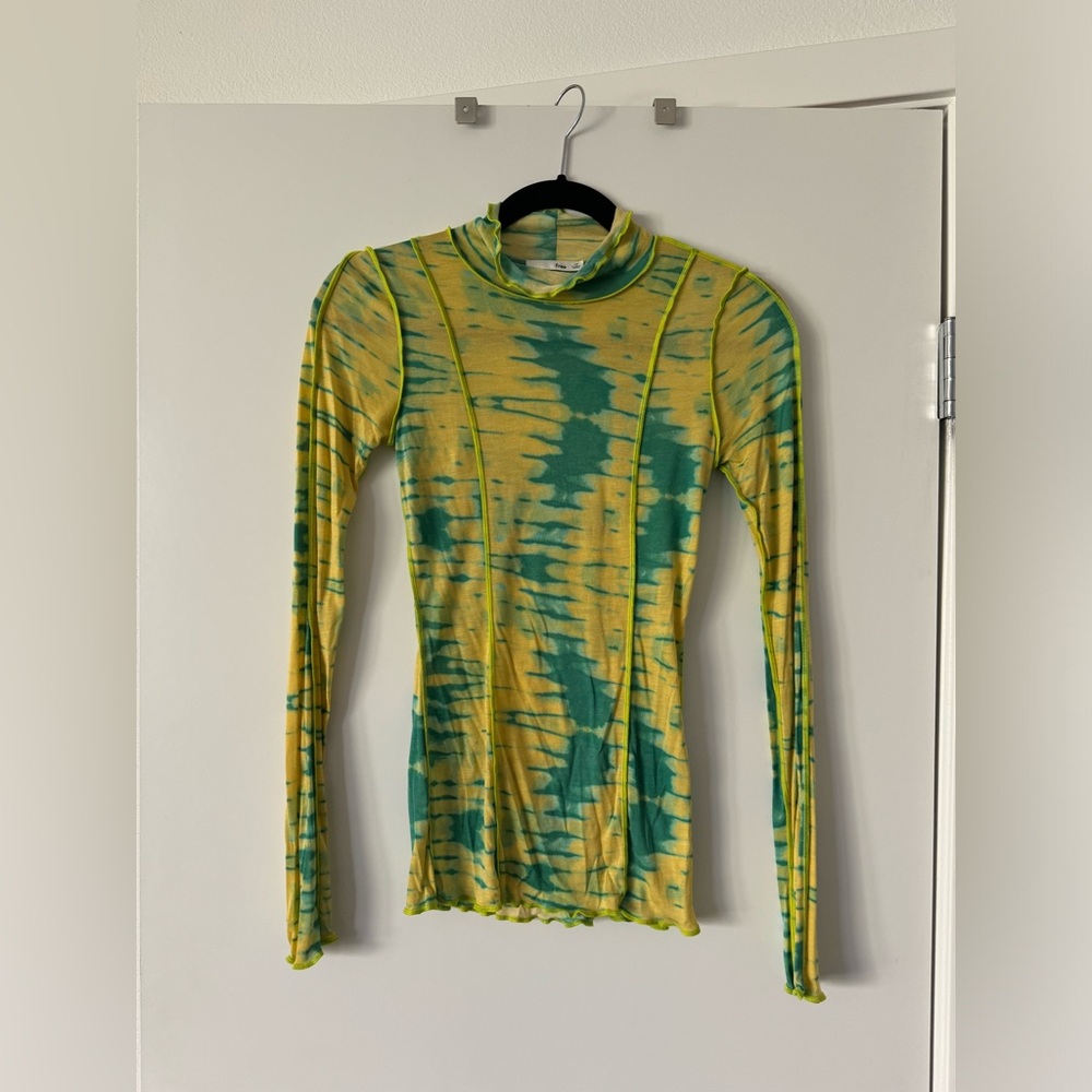 Wilfred Free space dye turtleneck. Size XS excellent condition